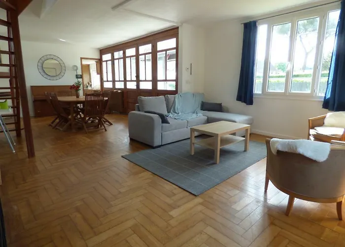 Vakantiehuis Le Petit Avec Parking Gratuit